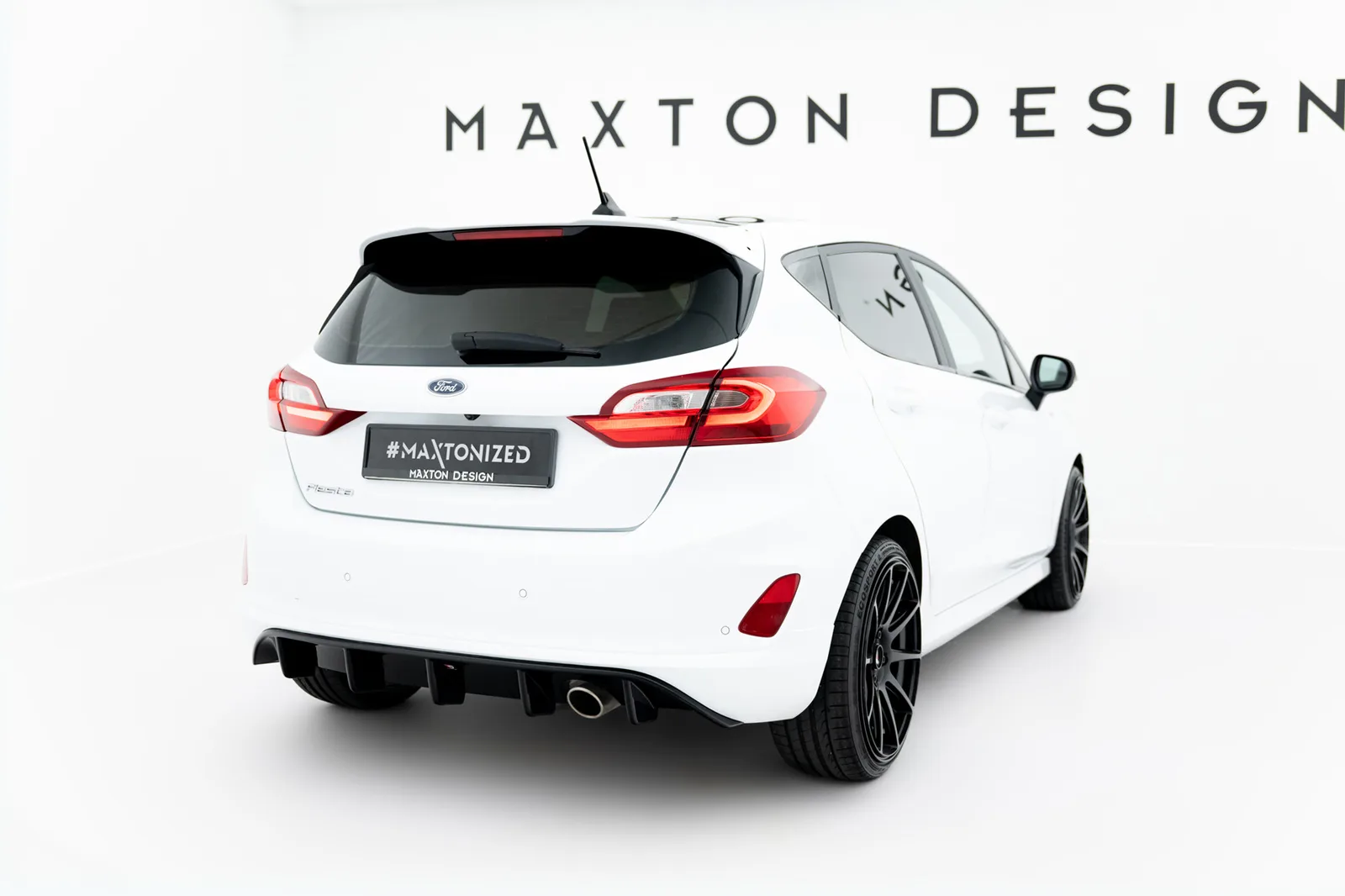 Задня накладка Maxton Ford Fiesta MK8 ST-Line - фото My Tuning Lab