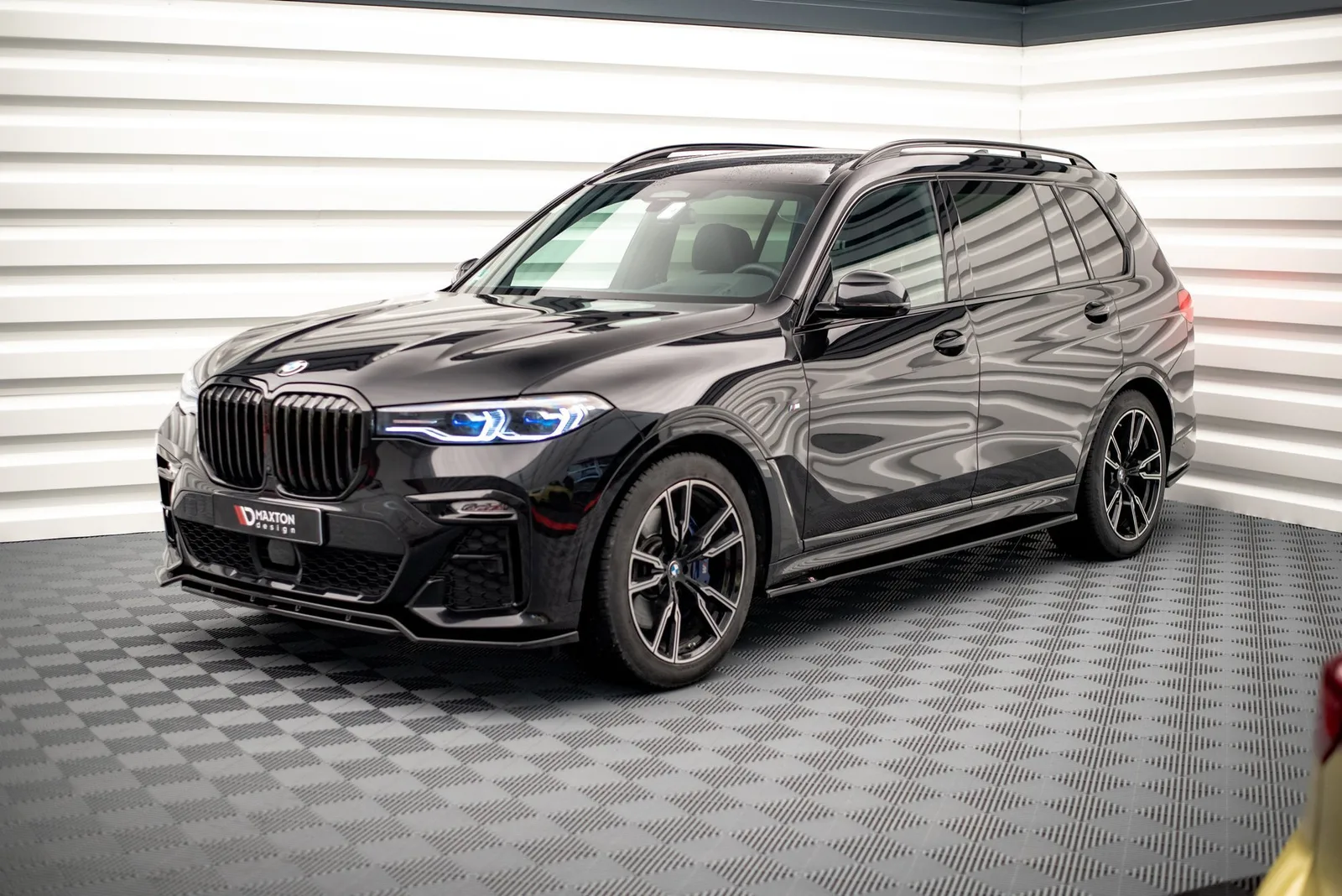 Комплект сплітерів Maxton BMW X7 M-пакет G07 - фото My Tuning Lab