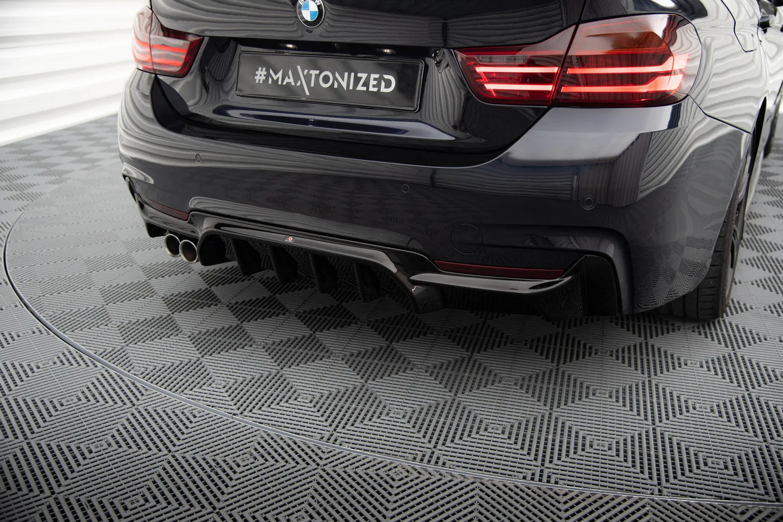 Задня накладка Maxton BMW 4 Coupe / Gran Coupe / Cabrio M-пакет F32 / F36 / F33 (Wersja z Вихлопem z jednej strony) - фото My Tuning Lab