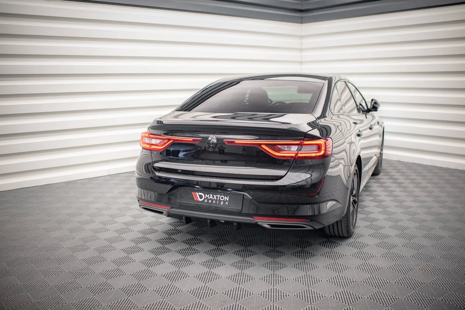 Задня накладка Maxton Renault Talisman - фото My Tuning Lab