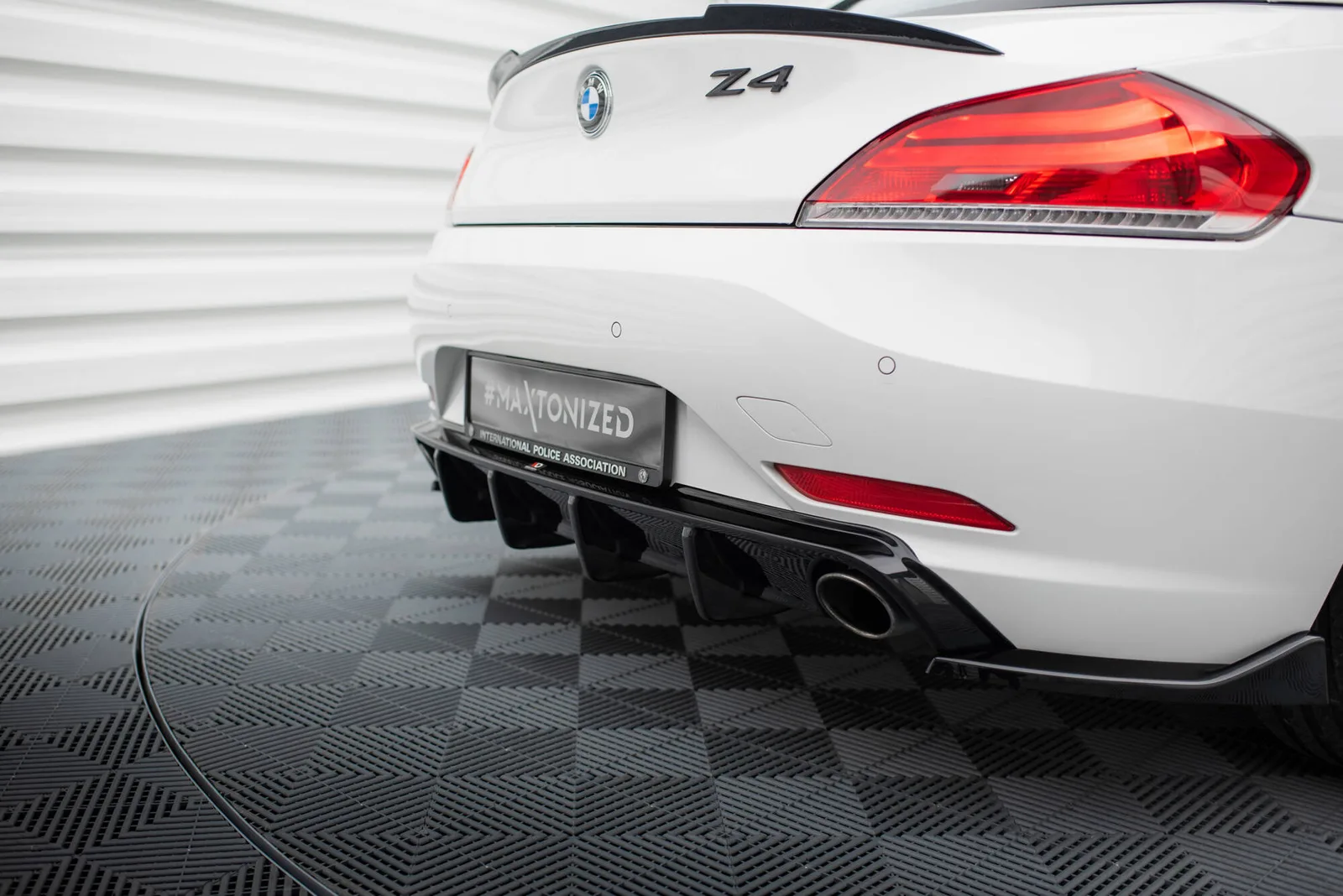 Задня накладка Maxton BMW Z4 E89 - фото My Tuning Lab