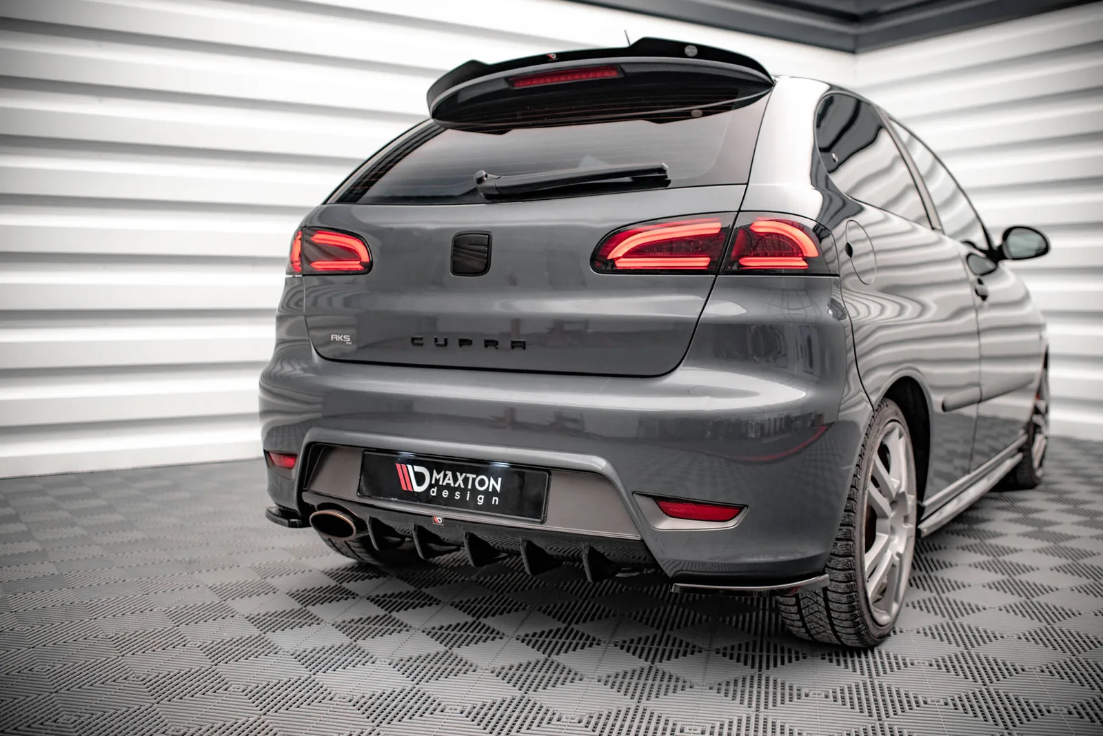 Задня накладка Maxton Seat Ibiza Cupra Mk3 - фото My Tuning Lab