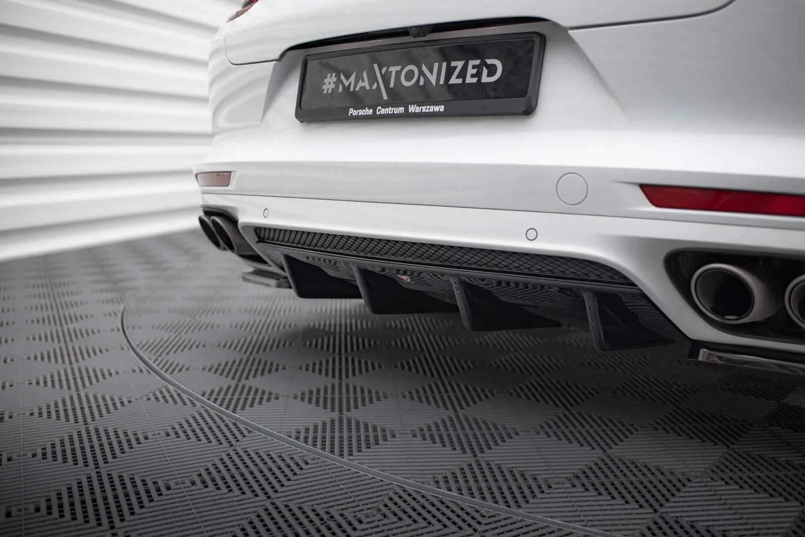 Задня накладка Maxton Porsche Panamera GTS 971 - фото My Tuning Lab
