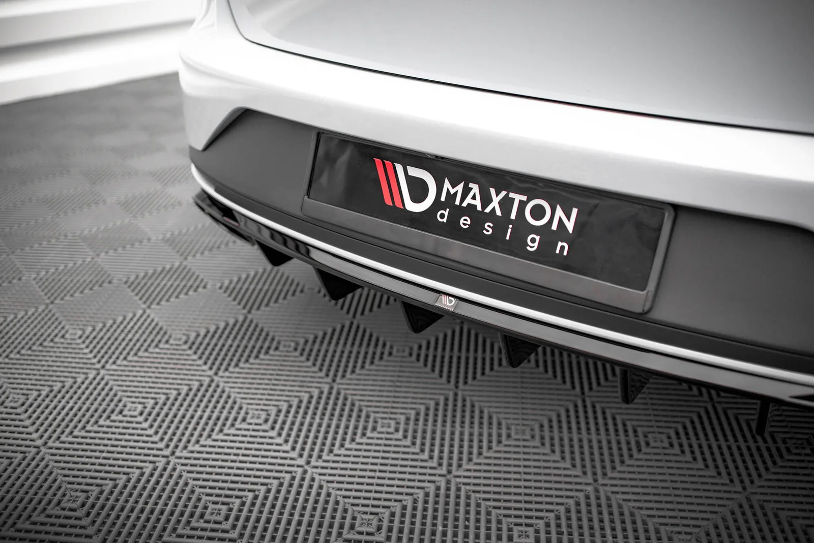Задня накладка Maxton Seat Leon Cupra Sportstourer Mk3 - фото My Tuning Lab