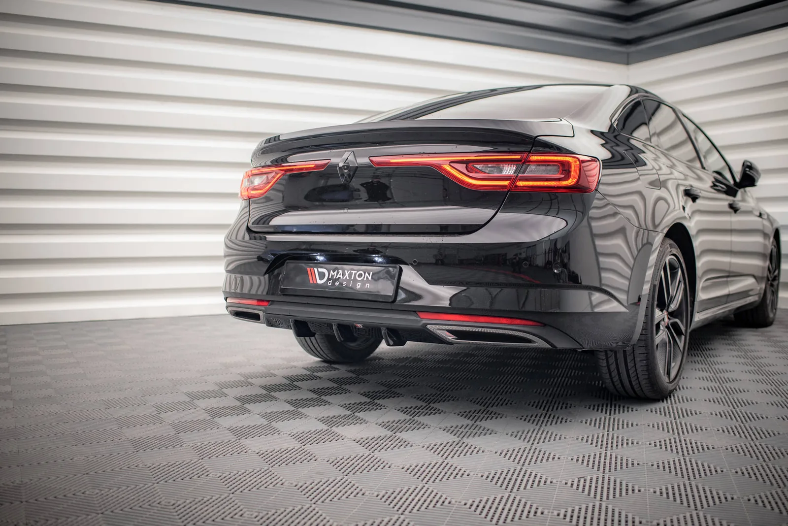 Задня накладка Maxton Renault Talisman - фото My Tuning Lab