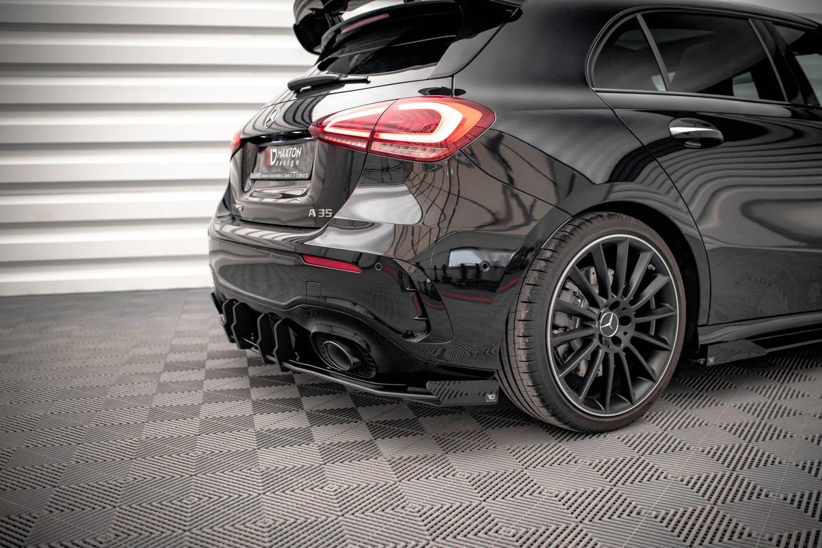 Задня накладка Street Pro + Flaps Maxton Mercedes A35 AMG Hatchback Aero Pack W177 - фото My Tuning Lab