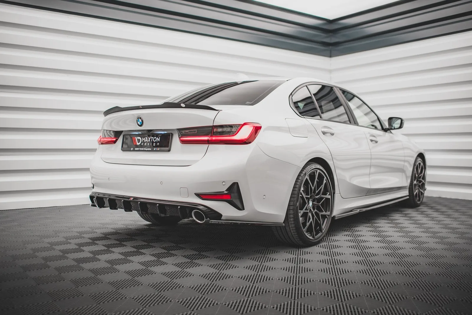 Задня накладка Maxton BMW 3 Sedan G20 - фото My Tuning Lab