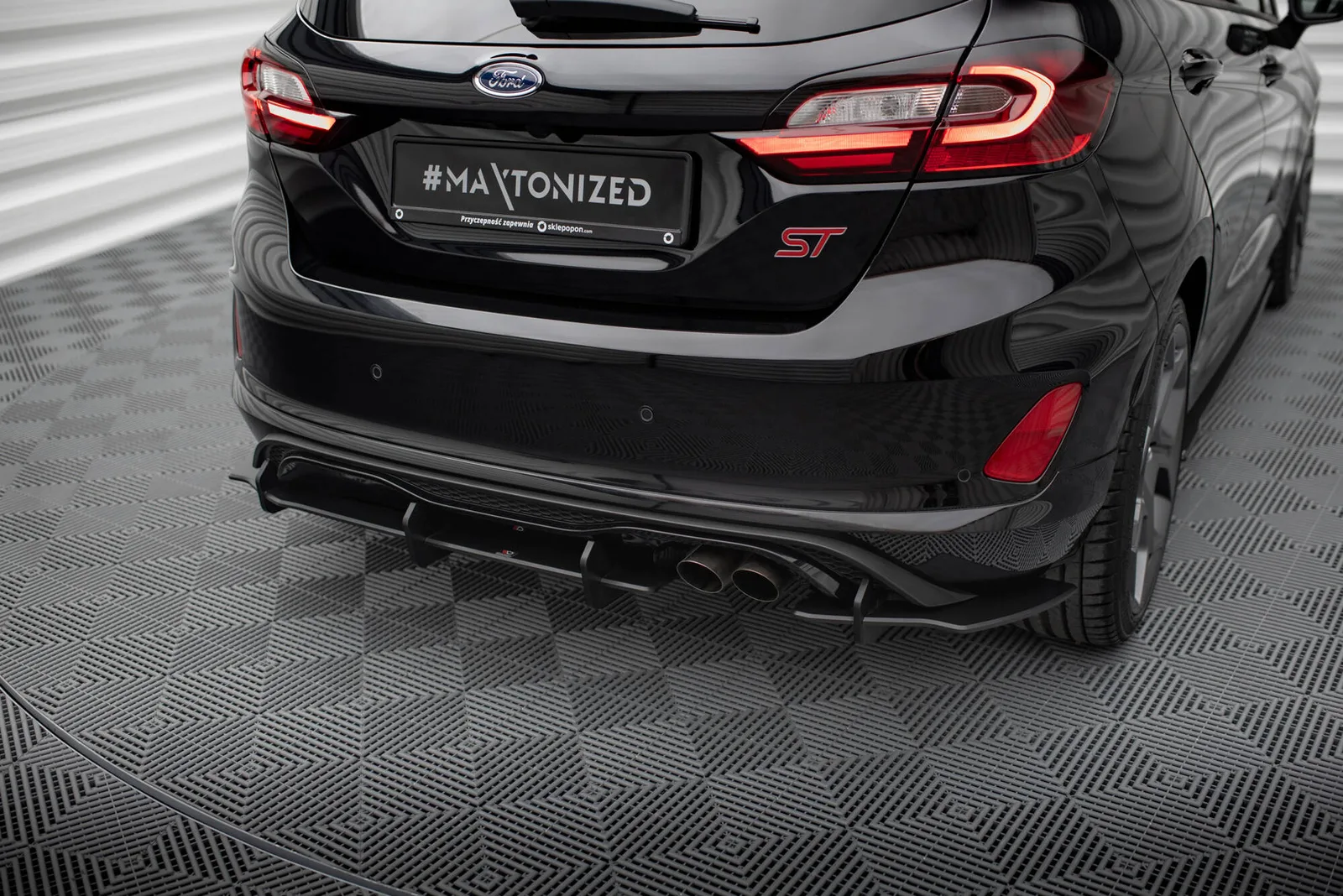 Задня накладка Racing Durability Maxton Ford Fiesta Mk8 ST - фото My Tuning Lab