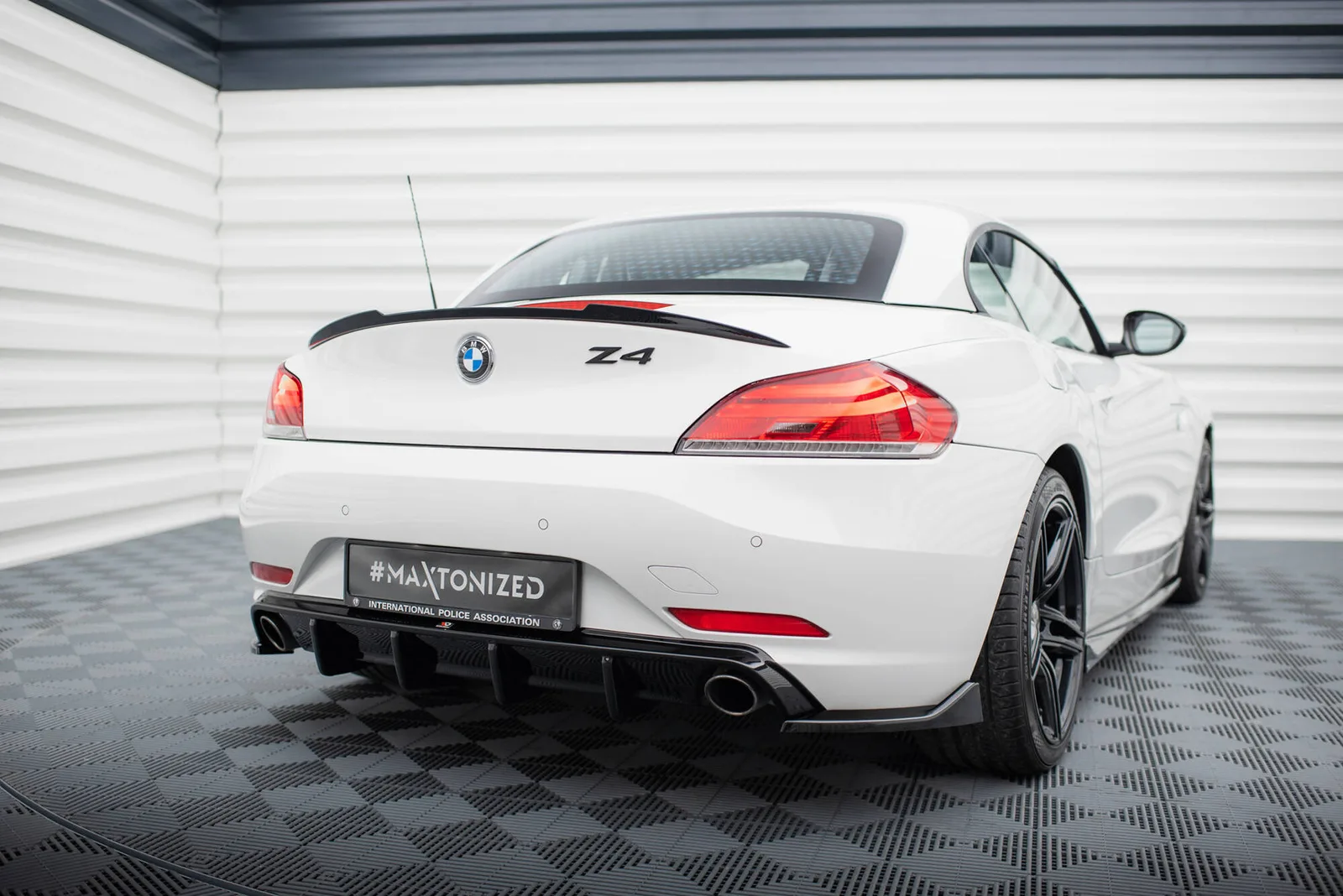 Задня накладка Maxton BMW Z4 E89 - фото My Tuning Lab