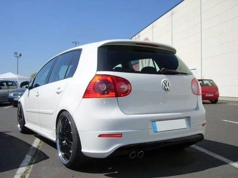 Maxton Design Задній дифузор VW Golf 5 R32 (1 отвір під вихлоп, Вихлоп GTI) - фото My Tuning Lab