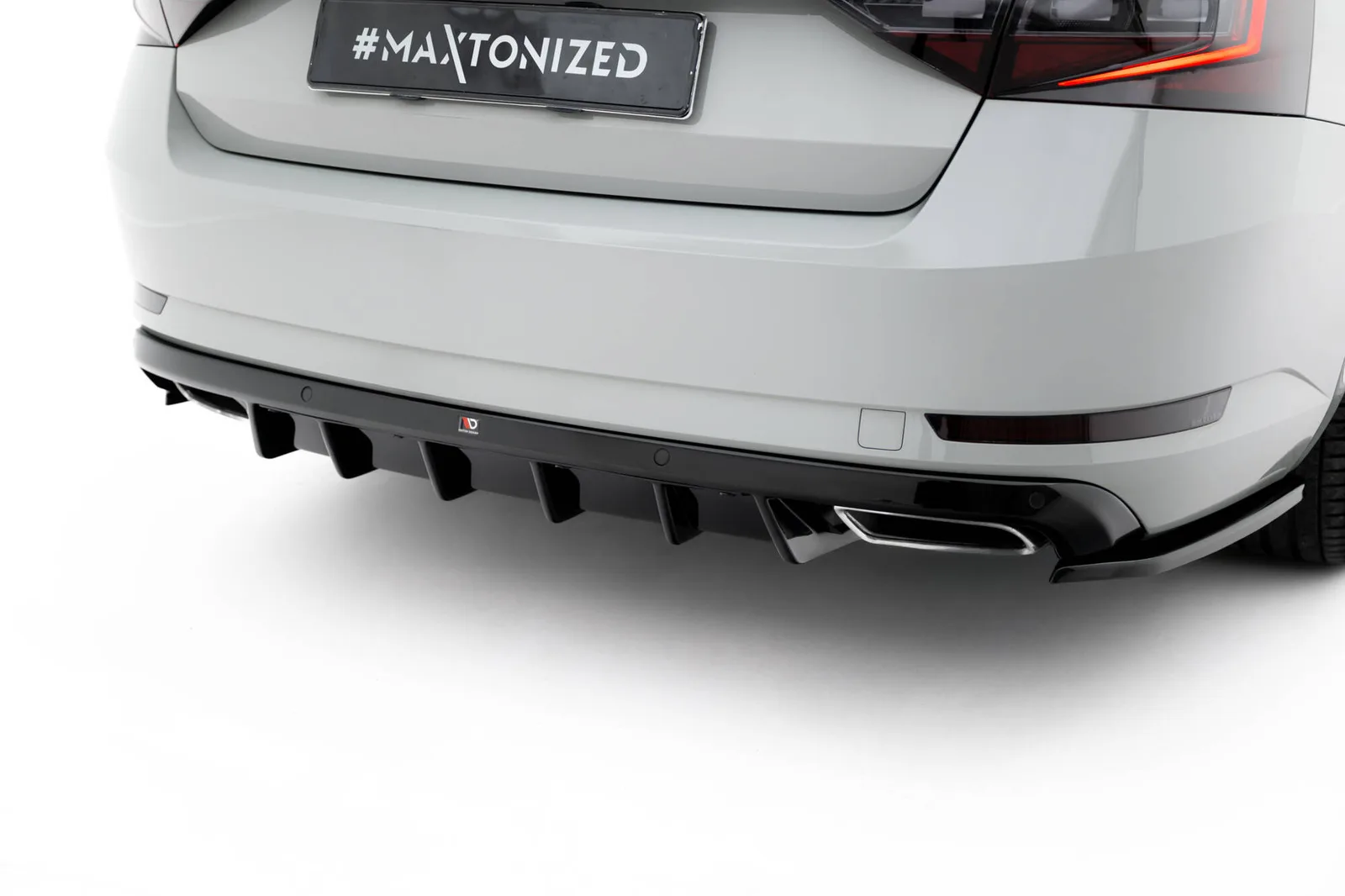Задня накладка Maxton Skoda Superb Liftback / Combi Mk3 - фото My Tuning Lab