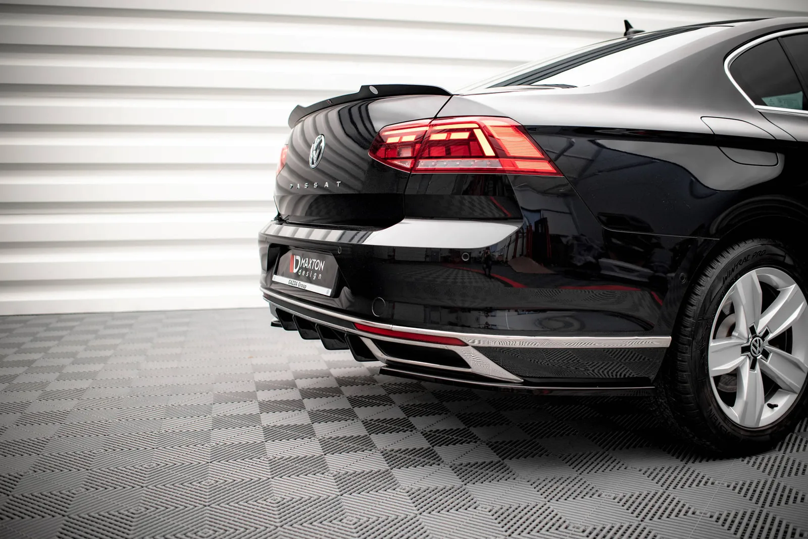 Задня накладка Maxton Volkswagen Passat B8 Facelift - фото My Tuning Lab