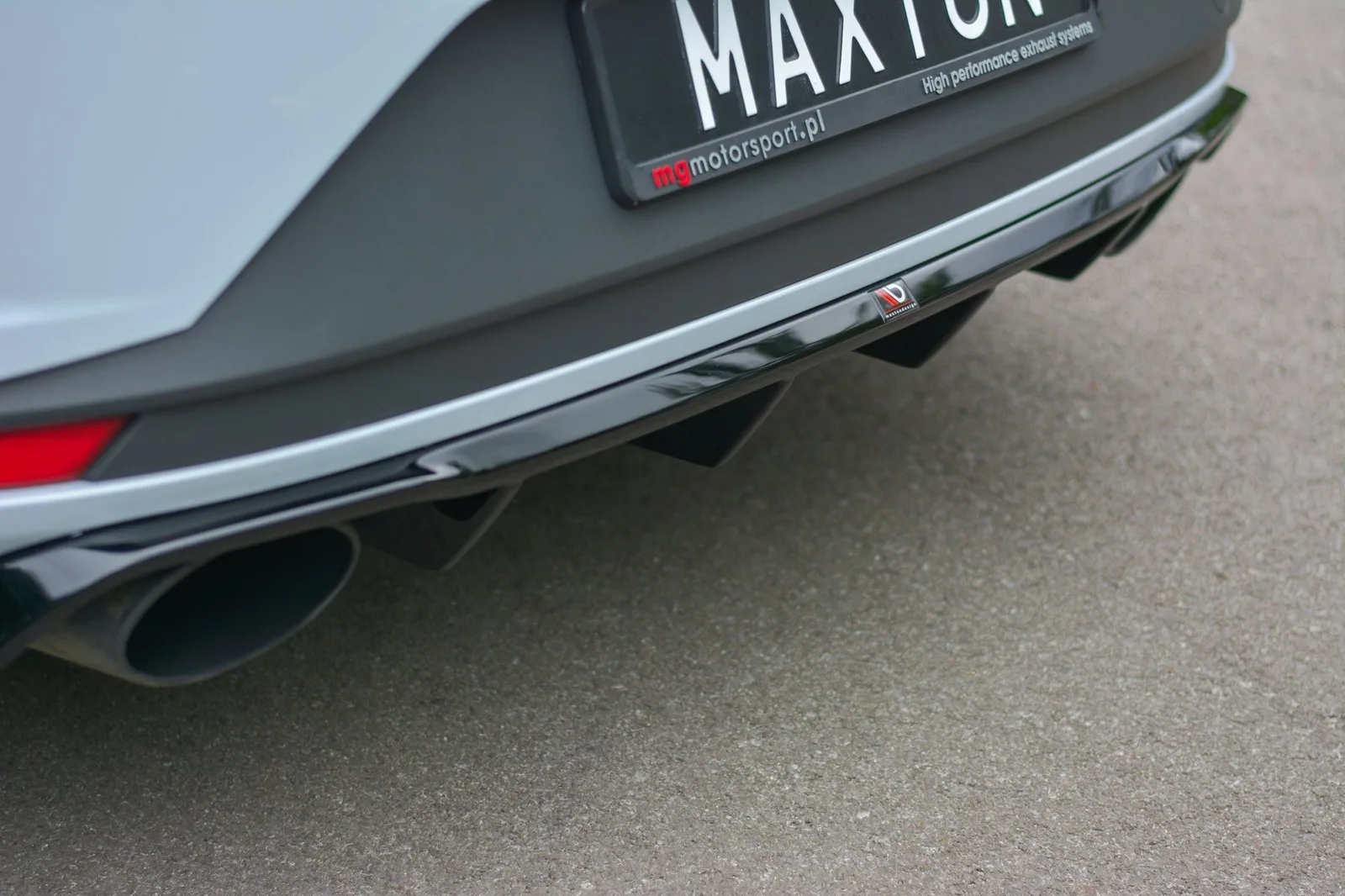 Задня накладка Maxton Seat Leon III Cupra - фото My Tuning Lab