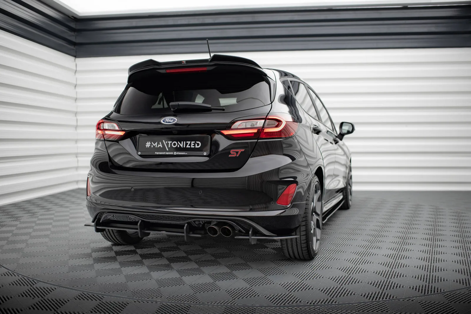 Задня накладка Racing Durability Maxton Ford Fiesta Mk8 ST - фото My Tuning Lab