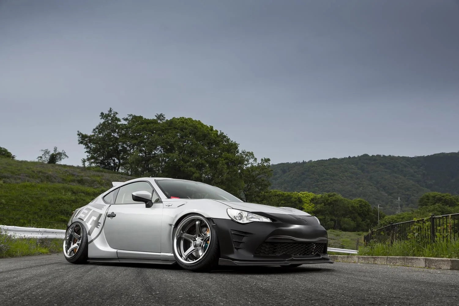 Легкосплавний диск 18" Work Wheels Work Emotion T5R-2P 18x10,5 BLANK срібний (GTS) - фото My Tuning Lab