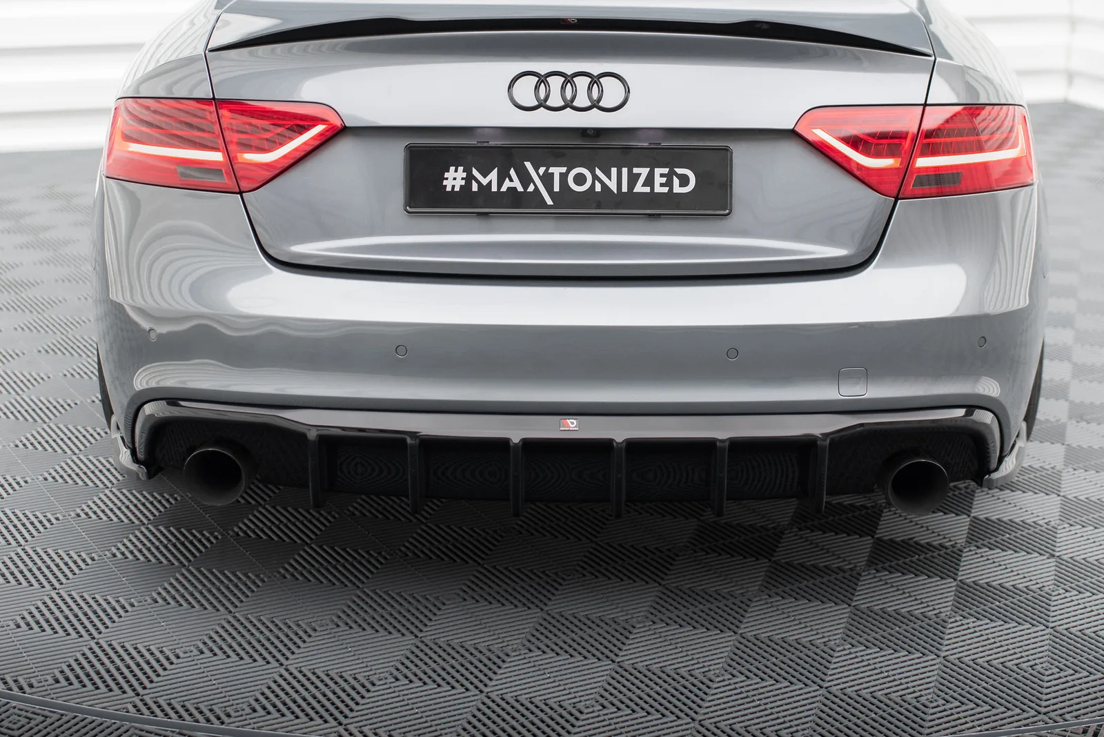 Задня накладка Maxton Audi S5 / A5 S-Line 8T Facelift (версія з одинарними вихлопами з двох сторін) - фото My Tuning Lab