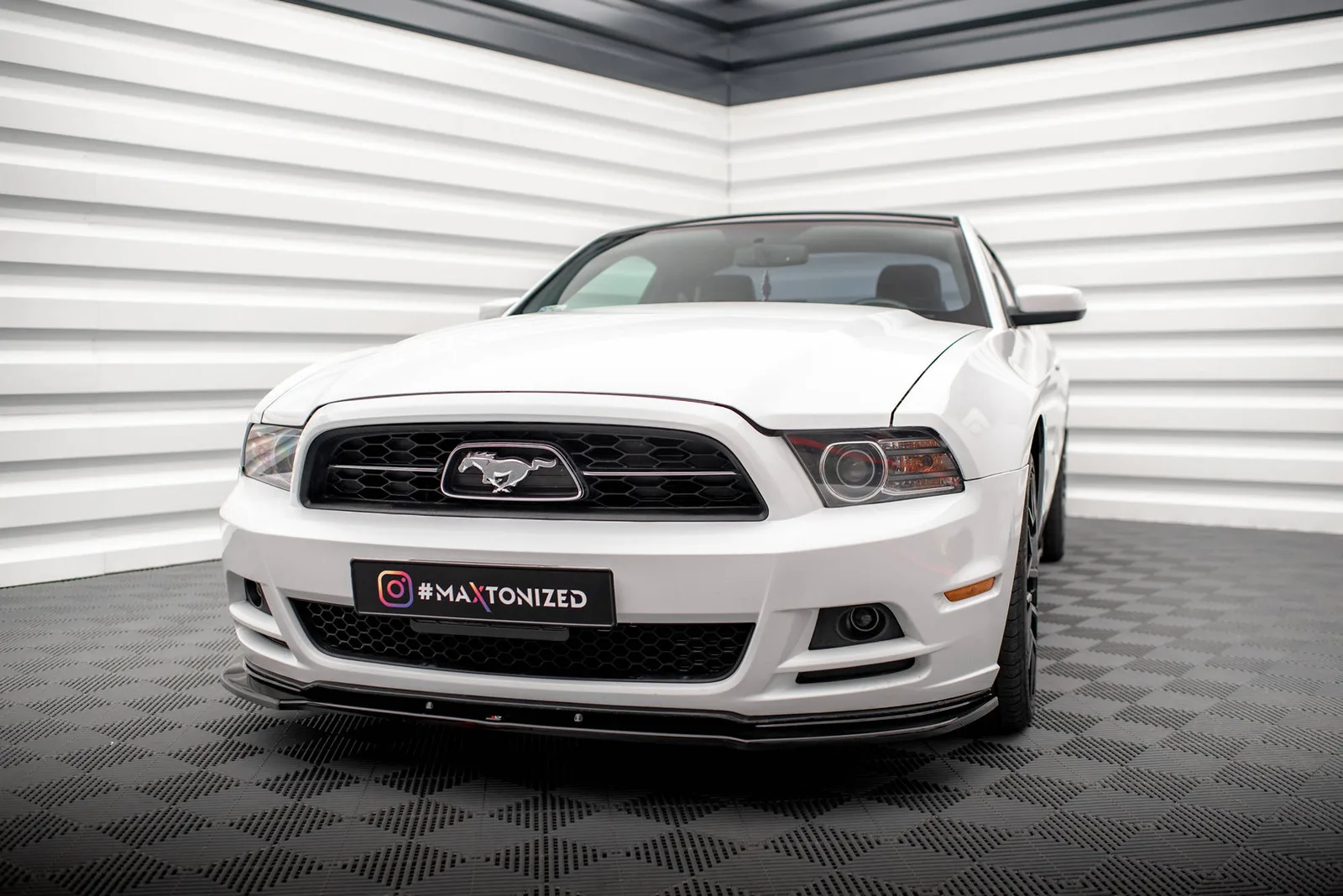 Передній сплітер Maxton Ford Mustang Mk5 Facelift - фото My Tuning Lab