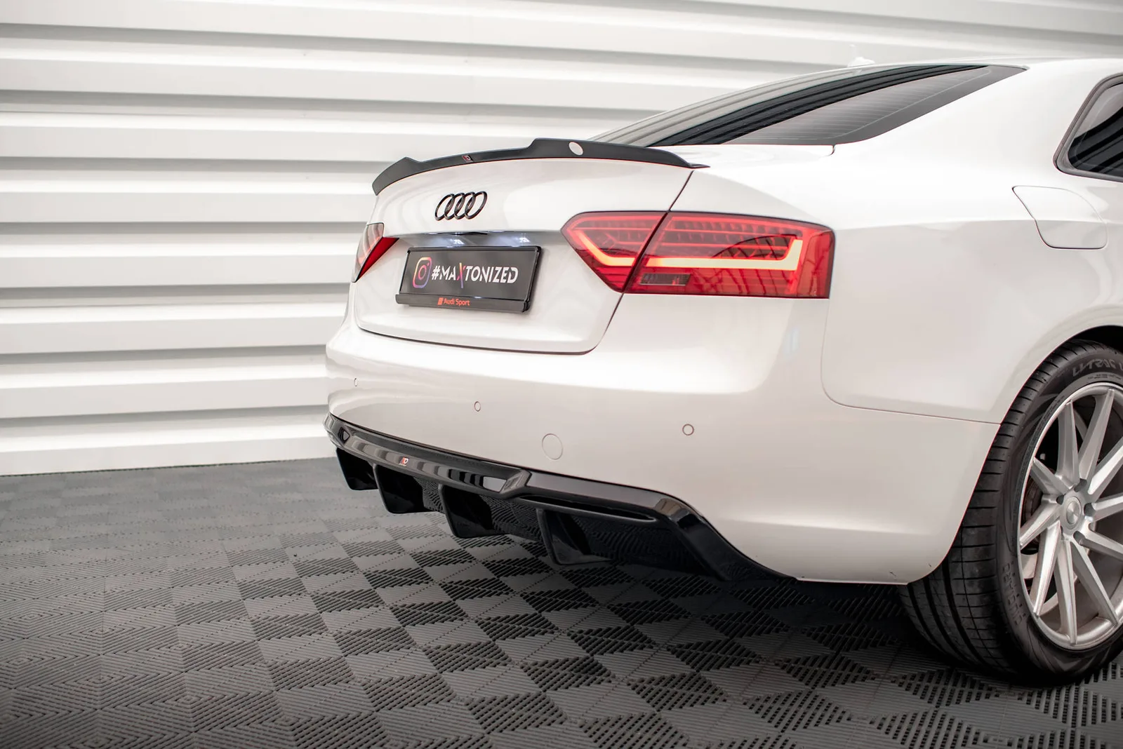 Задня накладка Maxton Audi A5 Coupe 8T Facelift (Wersja z podwójnymi Вихлопami z jednej strony) - фото My Tuning Lab