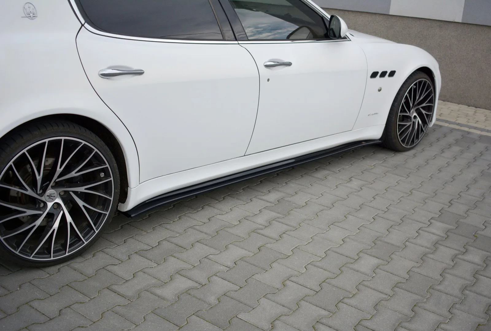 Дифузор Maxton Design SIDE SKIRTS DIFFUSERS MASERATI QUATTROPORTE MK5 FACELIFT - фото My Tuning Lab